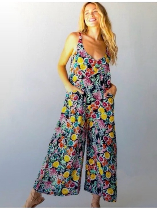 NATURAL LIFE Pants - NATURAL LIFE Floral Wide-Leg Romper jumpsuit